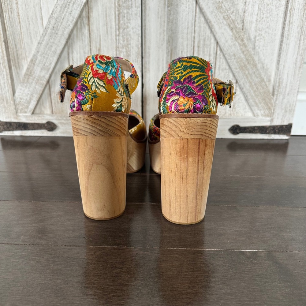 Free People Chunky Starlet Platform Clogs Embroidered Boho Festival Retro  38 - Picture 2 of 10